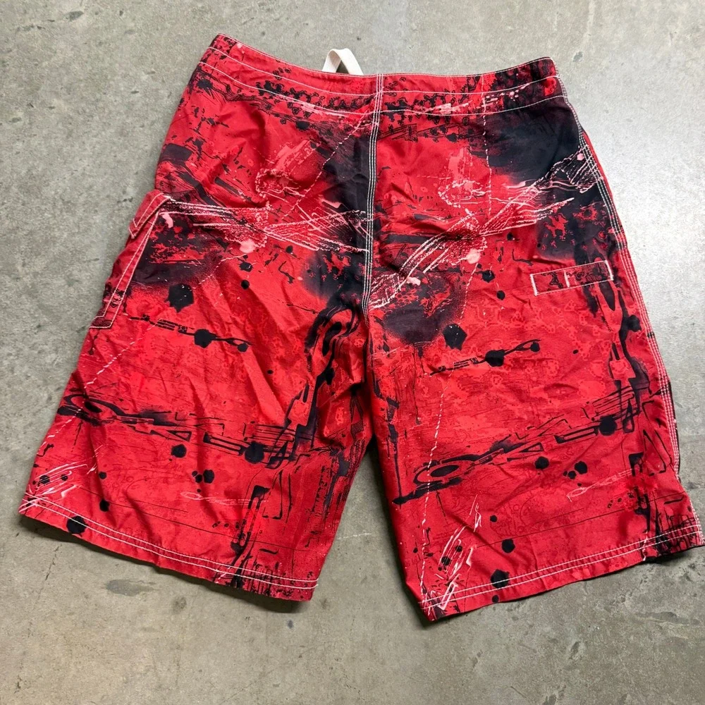 Oakley Board Shorts‎ Mens 34 Red Black Abstract Graphic Swim Trunks Cargo Pocket